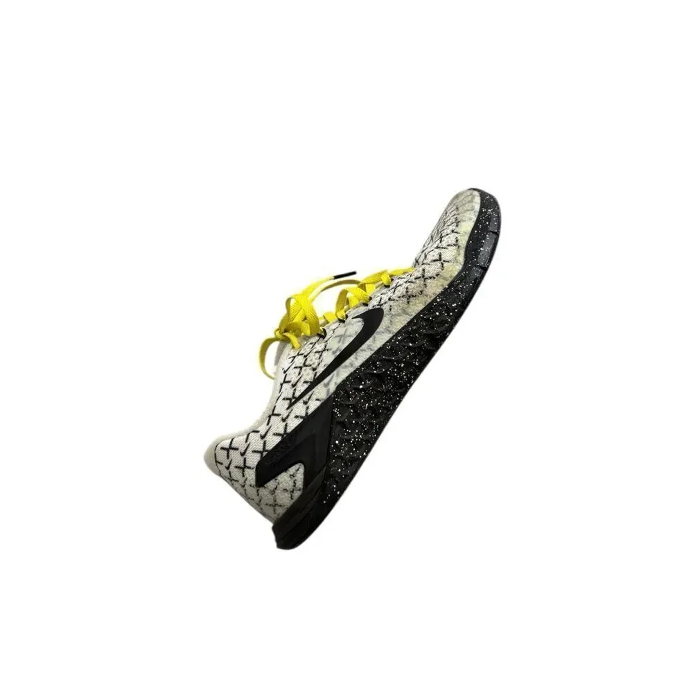 Nike Metcon Training Shoes Black Yellow Speckled Sole Women’s 7.5